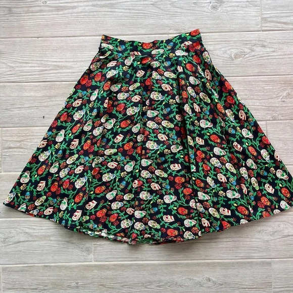 Coven United Womens Multicolor Rose And Skull Print Midi Box Pleated Skirt Small - Picture 1 of 10